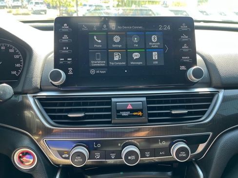 Used 2020 Honda Accord Sport image 8