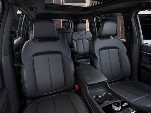 New 2026 Jeep Grand Cherokee L Limited AWD/4WD image 16