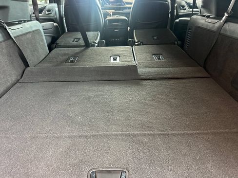Certified 2024 Cadillac Escalade ESV V w/ LPO, ONYX Package AWD/4WD image 16