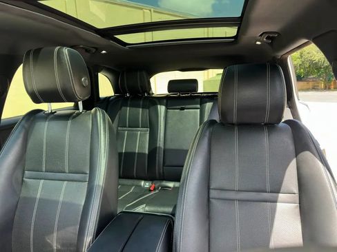 Used 2021 Land Rover Range Rover Velar S AWD/4WD image 11