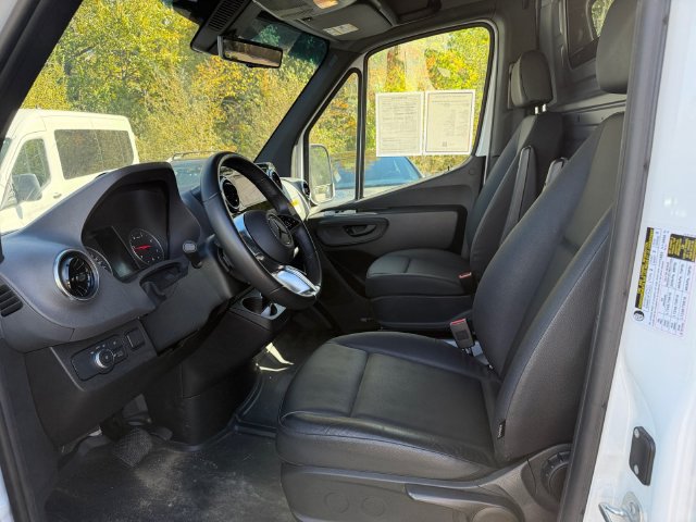 Used 2026 Mercedes-Benz Sprinter 2500 image 6