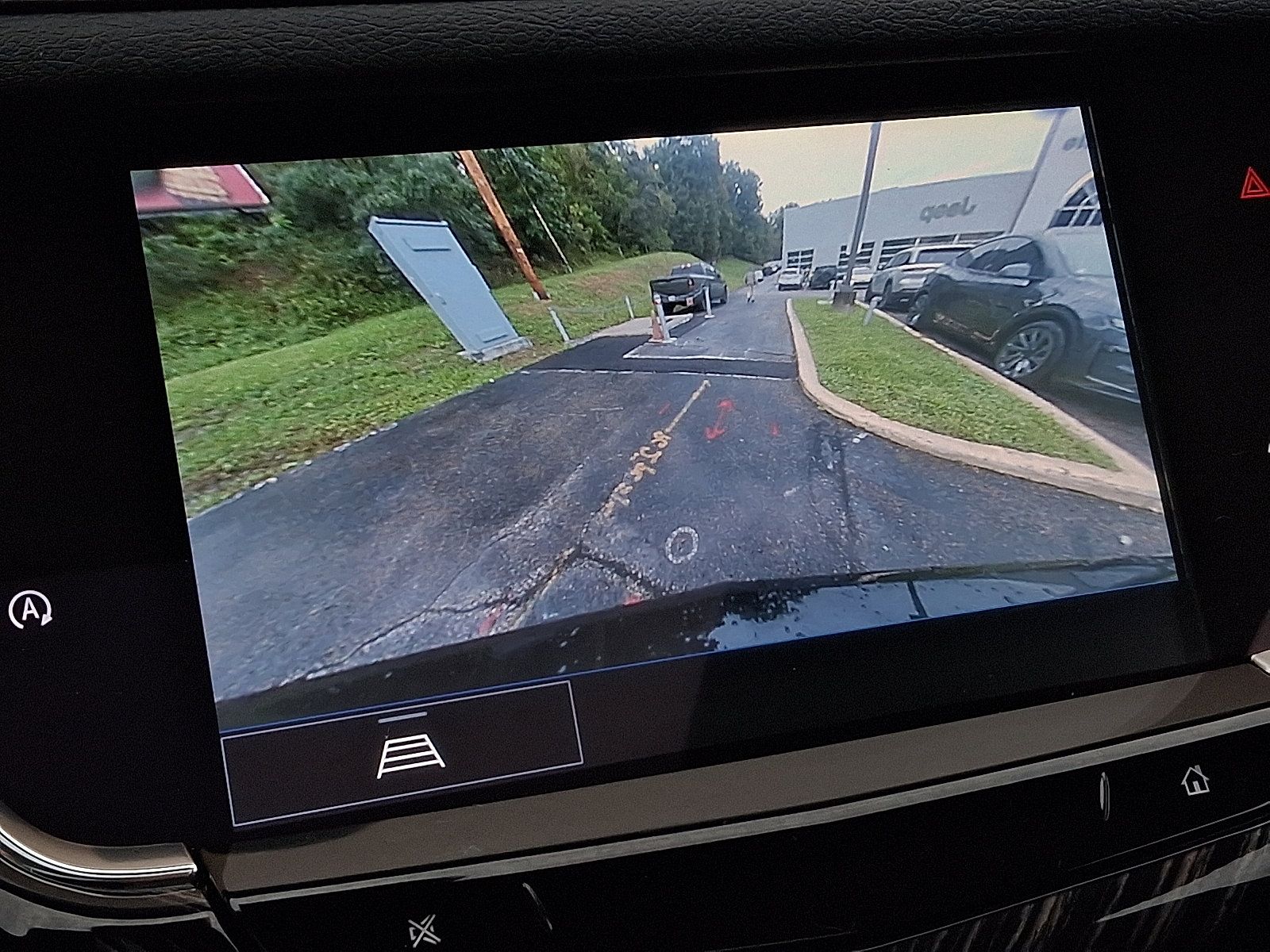 Used 2025 Cadillac XT6 Premium Luxury w/ LPO, Floor Liner Package FWD image 19