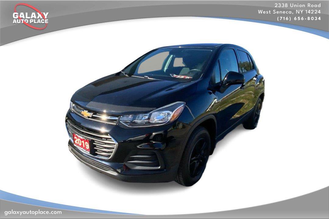 Used 2019 Chevrolet Trax LS w/ Tint and Cruise Package AWD/4WD image 1