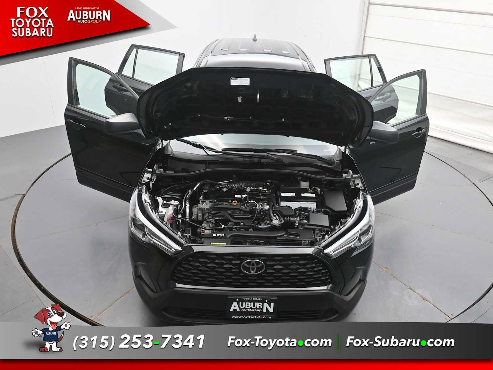 Used 2024 Toyota Corolla Cross L AWD/4WD image 40