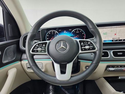 Certified 2020 Mercedes-Benz GLS 450 4MATIC image 32