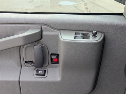 New 2026 GMC Savana 2500 w/ Driver Convenience Package image 12