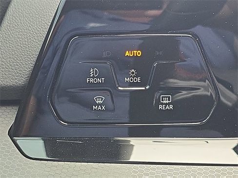 Used 2023 Volkswagen GTI SE image 28