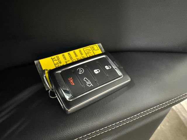 Used 2023 Jeep Grand Cherokee L Laredo AWD/4WD image 32