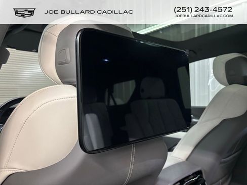 New 2026 Cadillac Escalade IQL Luxury image 19