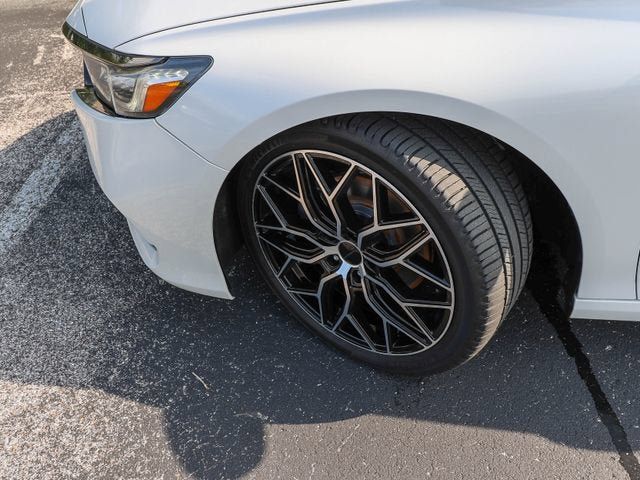 Used 2020 Honda Accord Sport image 30