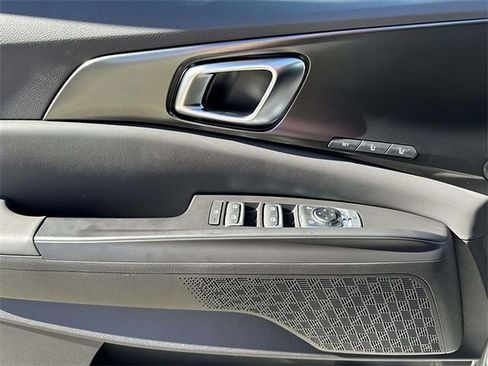 New 2026 Kia Carnival SX w/ SX Dark Edition Package image 7