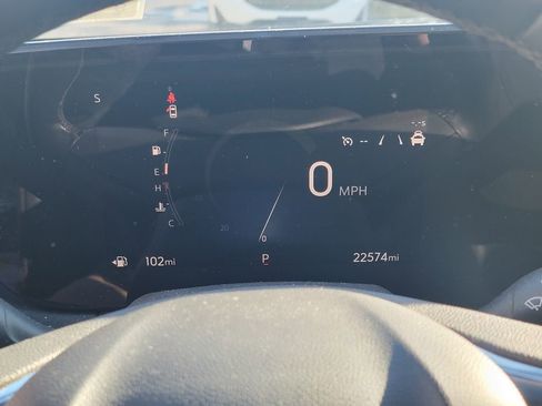 Used 2024 Buick Envista Preferred w/ Convenience I Package image 2