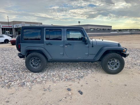 Used 2014 Jeep Wrangler Unlimited Sport w/ Quick Order Package 24S AWD/4WD image 6