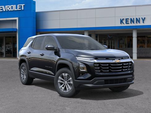New 2026 Chevrolet Equinox LT w/ Safety and Technology Package FWD image 7