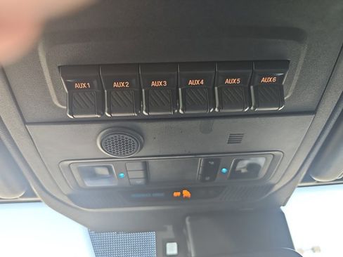 Used 2022 Ford Bronco Wildtrak image 21