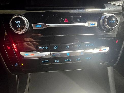 Used 2023 Ford Explorer ST-Line image 44