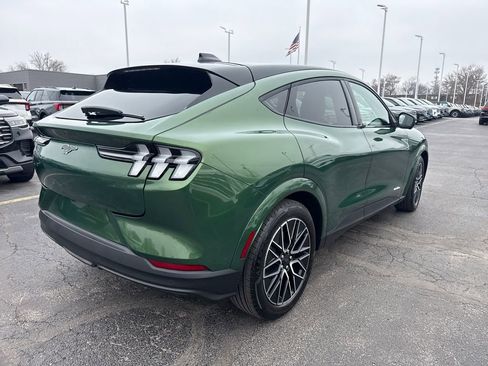 Used 2025 Ford Mustang Mach-E Premium image 6