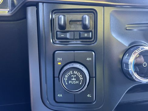New 2026 Ford F150 Lariat w/ Equipment Group 501A Mid AWD/4WD image 7