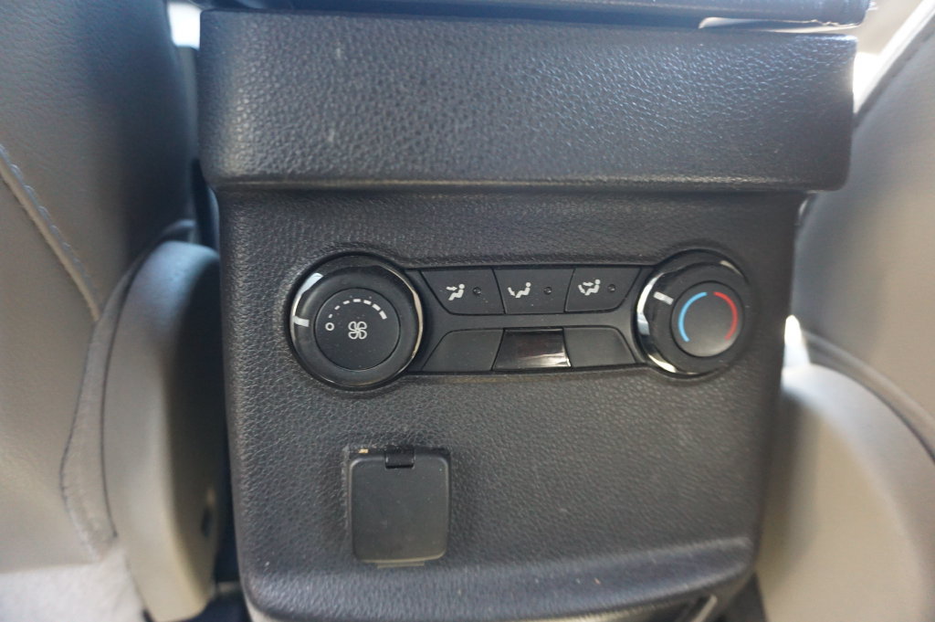 Used 2013 Ford Explorer XLT FWD image 15