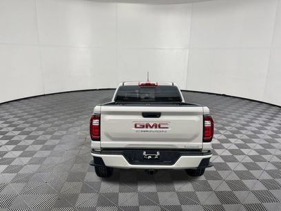 New 2026 GMC Canyon Elevation w/ Convenience Package
