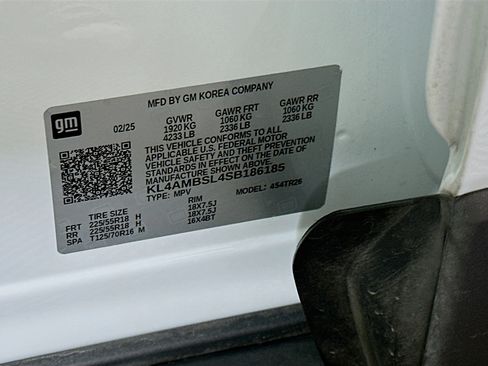 Used 2025 Buick Encore GX Preferred FWD image 12
