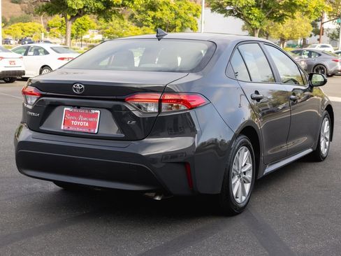 Certified 2026 Toyota Corolla LE w/ LE Premium Package FWD image 5