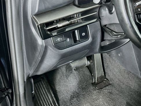 Used 2026 Kia Sportage LX FWD image 16
