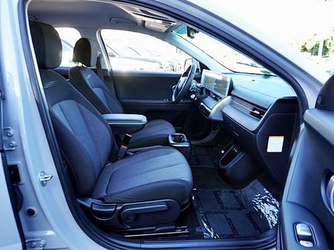 Certified 2024 Hyundai Ioniq 5 SEL RWD image 16