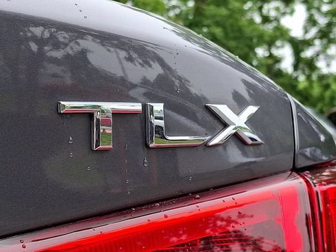 Used 2019 Acura TLX FWD image 32