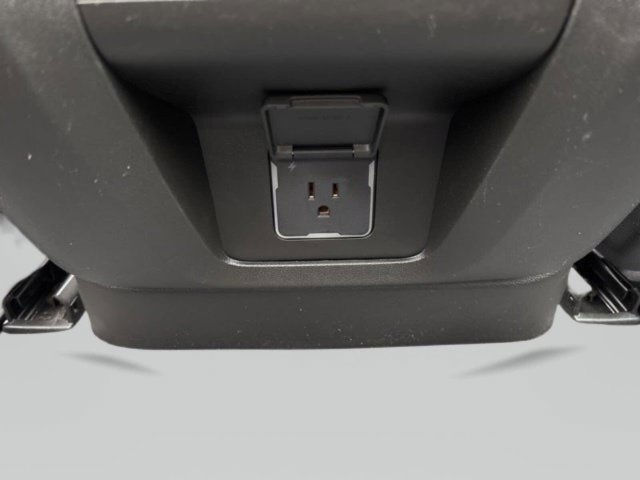 Used 2023 Chevrolet Tahoe Premier AWD/4WD image 46