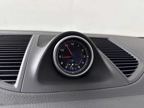 Certified 2021 Porsche Macan S image 29