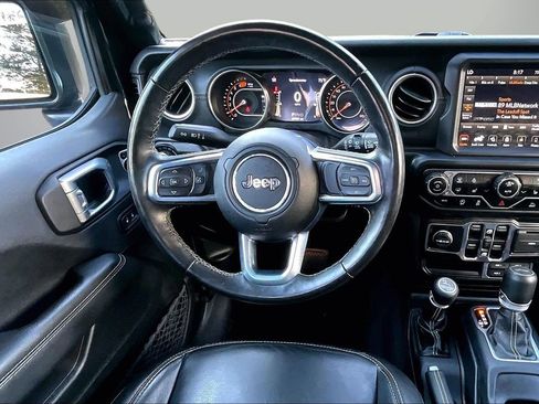 Used 2021 Jeep Wrangler Unlimited Sahara AWD/4WD image 11