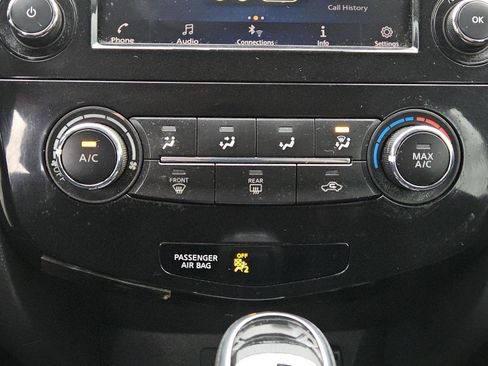 Used 2020 Nissan Rogue Sport S FWD image 14
