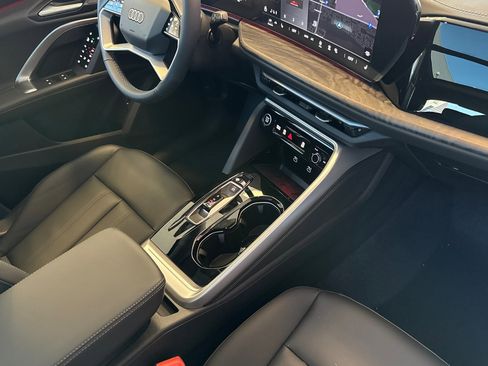 New 2025 Audi Q5 Premium Plus image 13