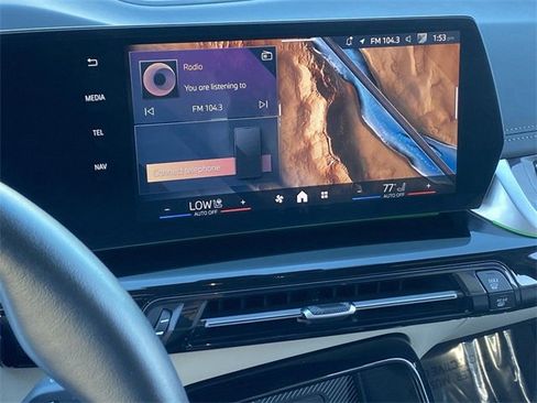 Certified 2025 BMW X1 xDrive28i w/ Convenience Package image 28