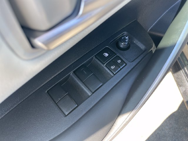 Used 2024 Toyota Corolla SE FWD image 21