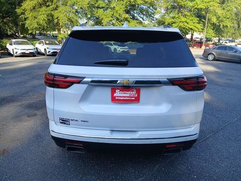 Used 2022 Chevrolet Traverse High Country image 4
