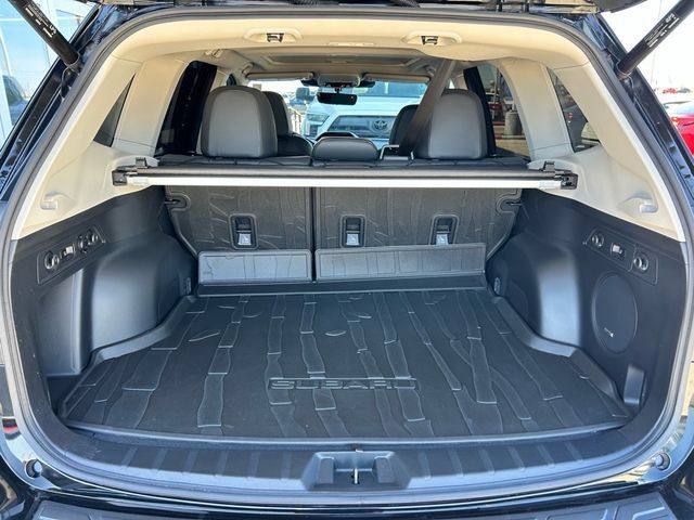 Used 2024 Subaru Forester Touring w/ POP Package 3 AWD/4WD image 6