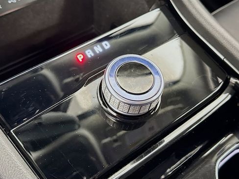 Used 2021 Jeep Grand Cherokee L Limited RWD image 17