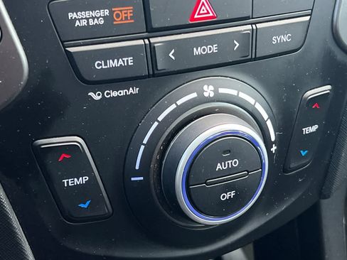 Used 2018 Hyundai Santa Fe Sport w/ 2.0T Ultimate Tech Package 05 FWD image 22