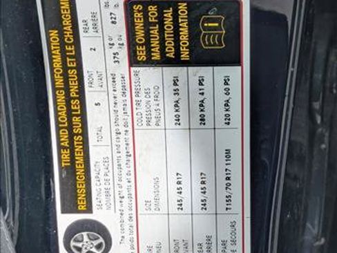 Used 2014 Mercedes-Benz E 350 4MATIC Sedan image 15