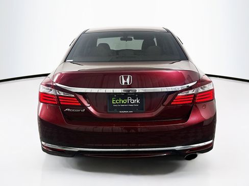 Used 2017 Honda Accord LX image 7