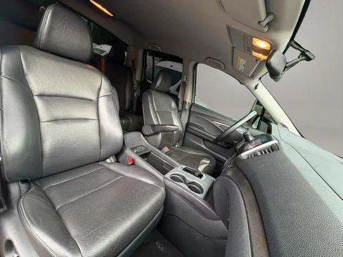 Used 2017 Honda Ridgeline RTL-T image 12