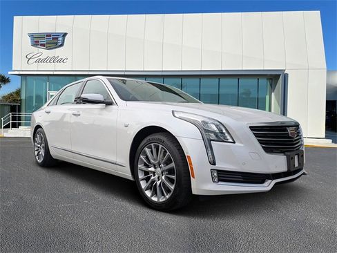 Used 2018 Cadillac CT6 Luxury image 1