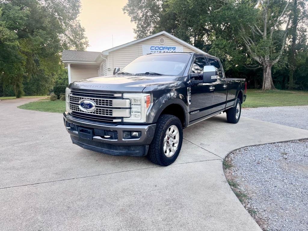 Used 2017 Ford F250 Platinum w/ Platinum Ultimate Package AWD/4WD image 11