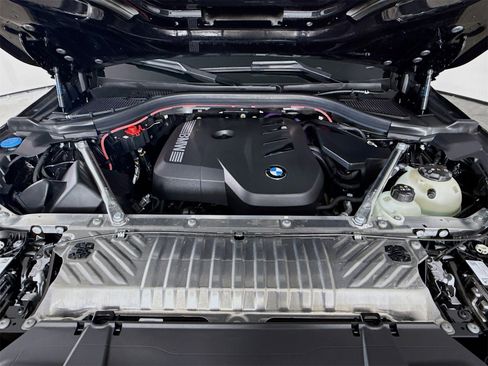 Used 2025 BMW X3 xDrive30i w/ Premium Package image 26