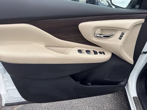 Certified 2024 Nissan Murano Platinum w/ Cargo Package image 13