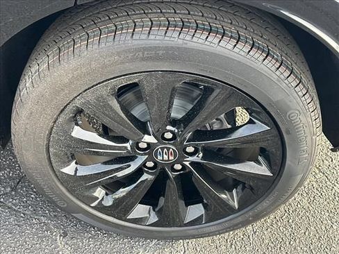 New 2026 Buick Envista Sport Touring w/ Convenience I Package FWD image 17