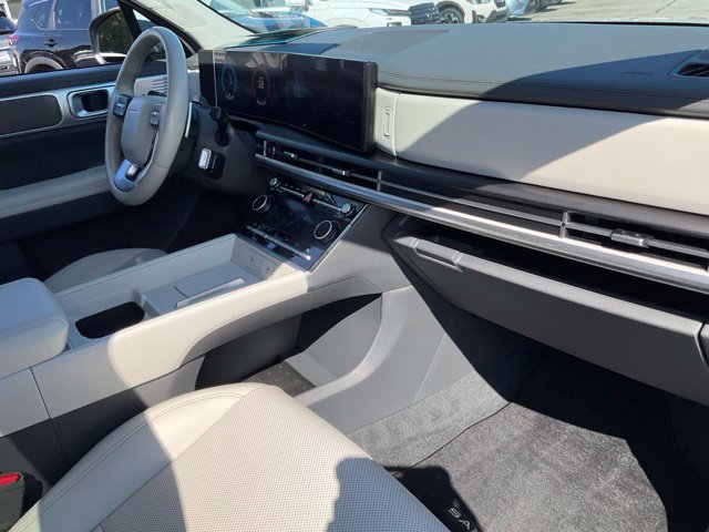 Used 2025 Hyundai Santa Fe SEL FWD image 21