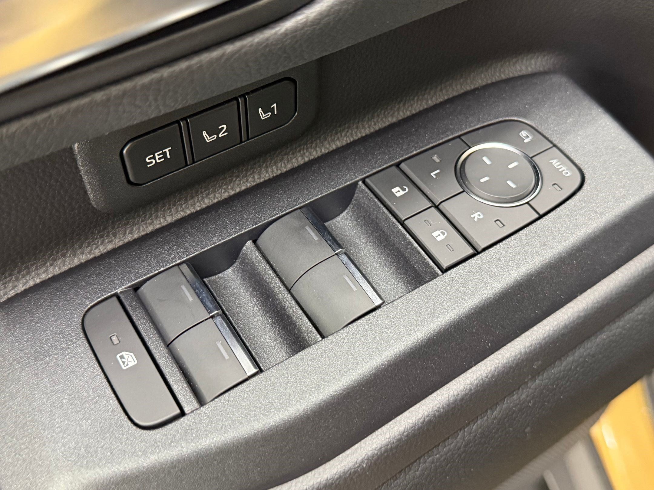 Used 2025 Toyota Land Cruiser w/ Premium Package AWD/4WD image 15
